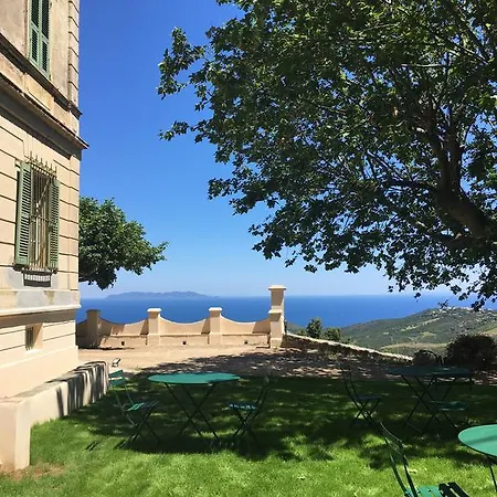 Palazzu Nicrosi * Rogliano