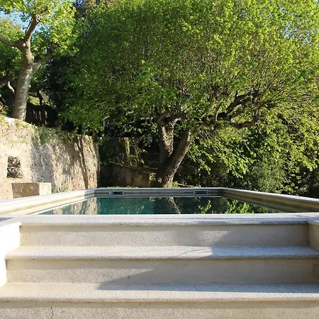 Palazzu Nicrosi בית הארחה 3*