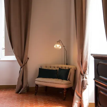 Palazzu Nicrosi 4*