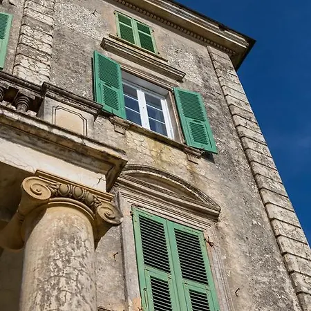 Palazzu Nicrosi בית הארחה 3*