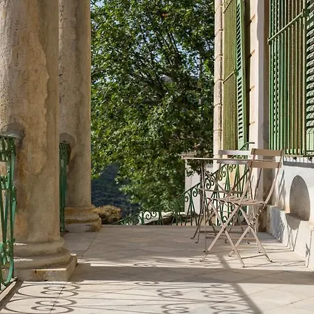 Palazzu Nicrosi בית הארחה