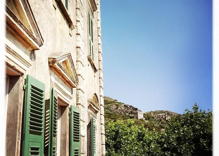 Palazzu Nicrosi 招待所 3*