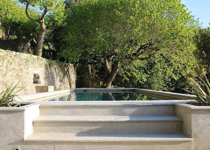 Palazzu Nicrosi 招待所 3*