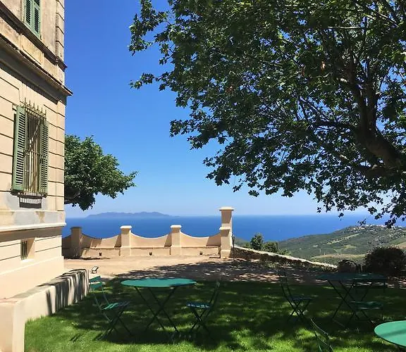 Palazzu Nicrosi 3* Rogliano